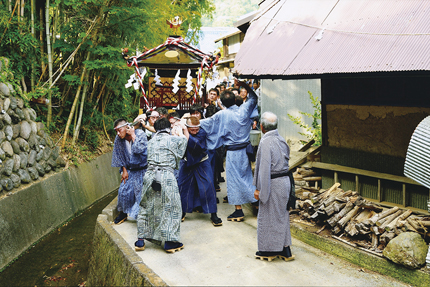 入選