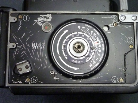 貼板