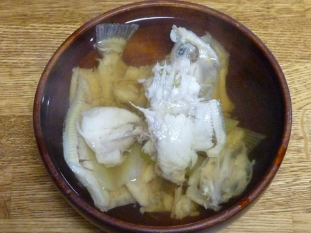 カワハギのアラで潮汁