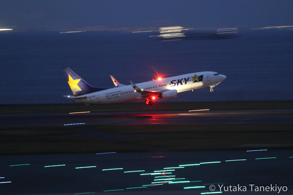 夜間飛行機