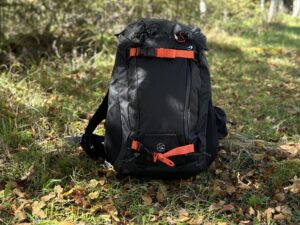 写真家のカメラバッグの中身が知りたい！｜齋藤朱門