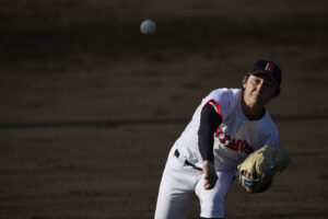 キヤノン RF800mm F5.6 L IS USM で野球を撮る｜中西祐介