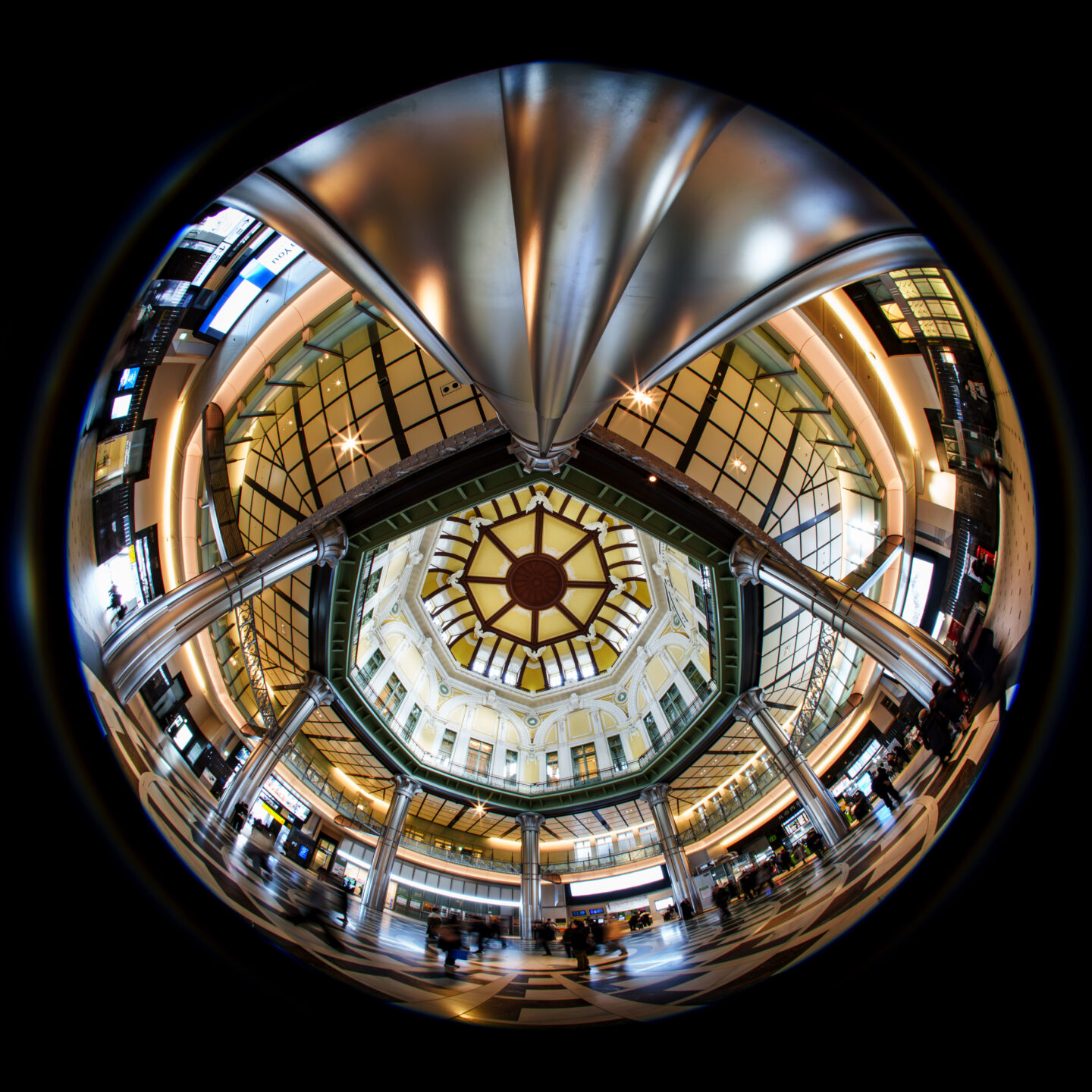 驚愕の画角220度が見せる独特の世界「AstrHori 6mm F2.8 CIRCULAR FISHEYE」
