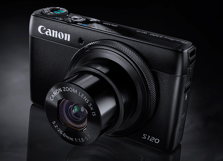 F1.8レンズ搭載、世界最薄※ボディー