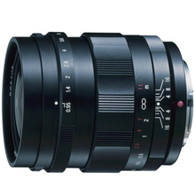 製品写真： NOKTON 25mm F0.95 Type 2