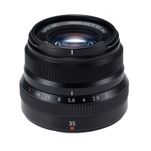 製品写真：フジフイルム XF35mm F2 R WR ブラック